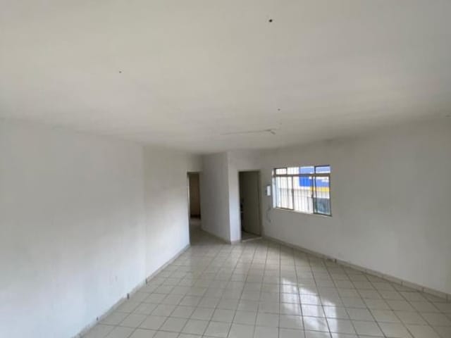 Sala com 30m², para alugar, no bairro Chácara do Solar I (Fazendinha) em Santana de Parnaíba