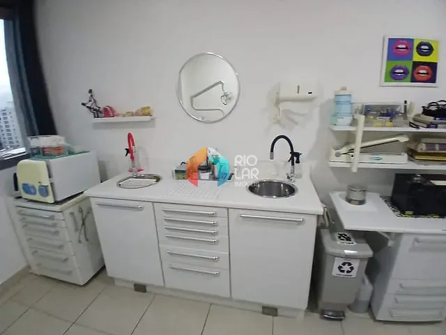 Sala à venda, no bairro Tijuca em Rio de Janeiro