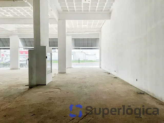 Sala com 5279m², à venda, no bairro Nações em Balneário Camboriú
