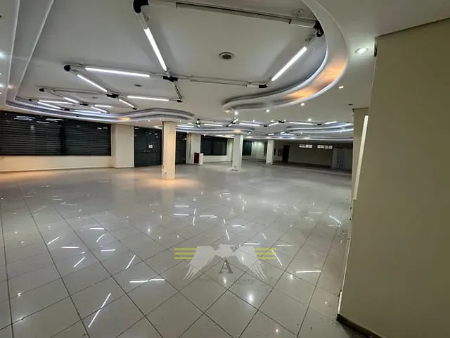 Sala à venda ou para alugar, no bairro Belem em São Paulo