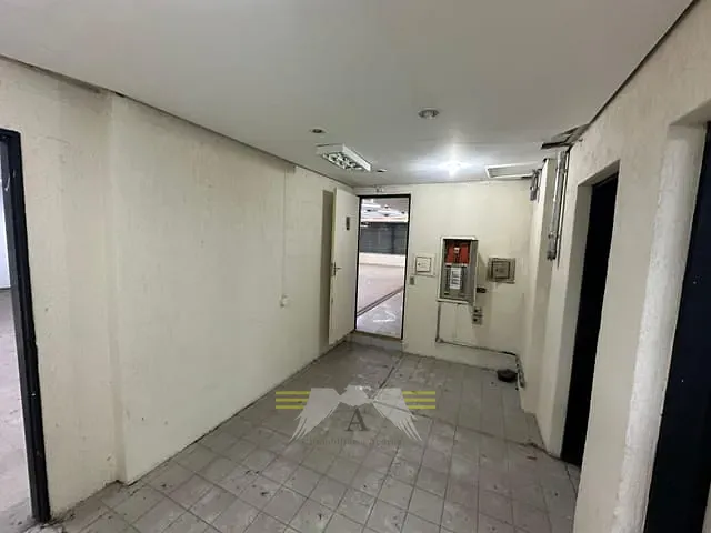 Sala à venda ou para alugar, no bairro Belem em São Paulo