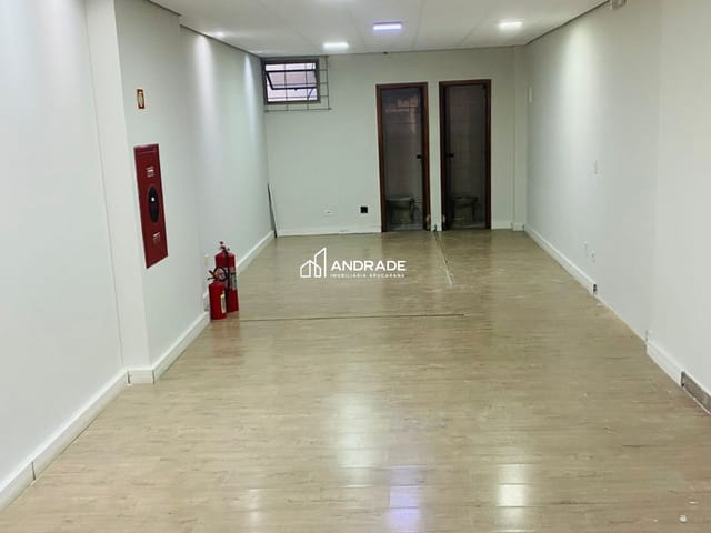 Sala para alugar, no bairro Centro em Apucarana