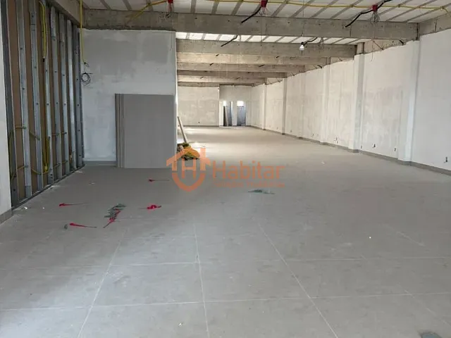 Sala com 388m², para alugar, no bairro Vila Romana em Sorriso
