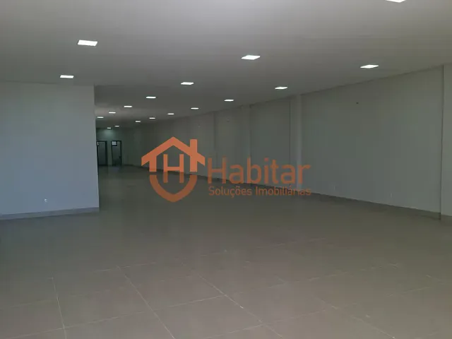 Sala com 388m², para alugar, no bairro Vila Romana em Sorriso