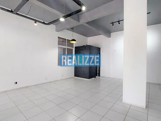 Sala para alugar, no bairro Centro em Marau