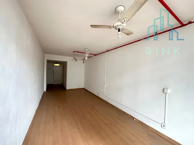 Sala à venda ou para alugar, no bairro Centro em Niterói
