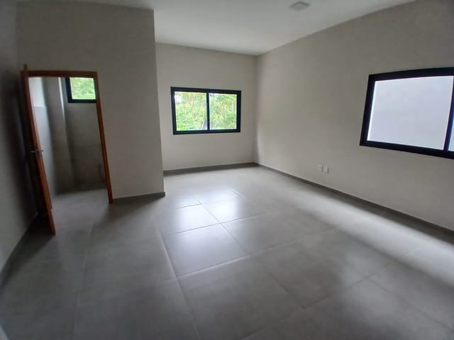 Sala para alugar, no bairro Jardim Recanto do Bosque em São João da Boa Vista