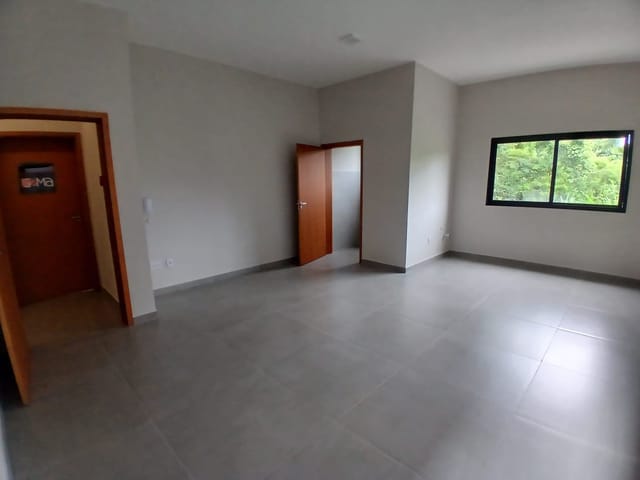 Sala para alugar, no bairro Jardim Recanto do Bosque em São João da Boa Vista