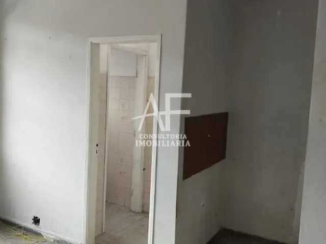 Sala com 30m², para alugar, no bairro Centro em Taubaté