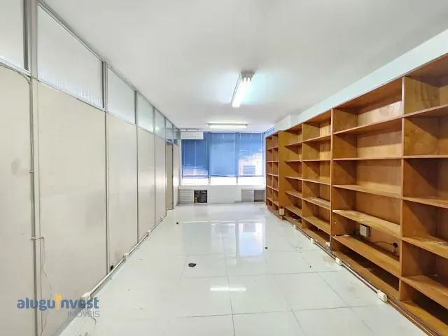 Sala à venda, no bairro Centro em Florianópolis