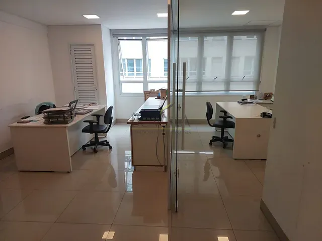 Sala com 45m², à venda ou para alugar, no bairro Alvinópolis em Atibaia
