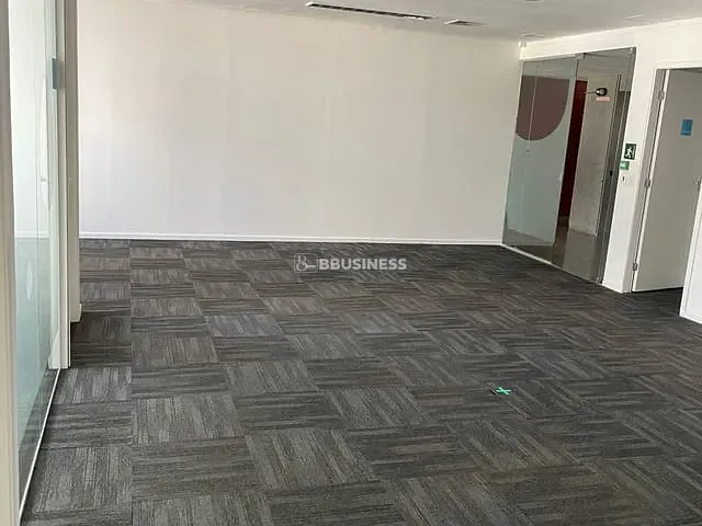 Sala com 244m², para alugar, no bairro Brooklin Paulista em São Paulo