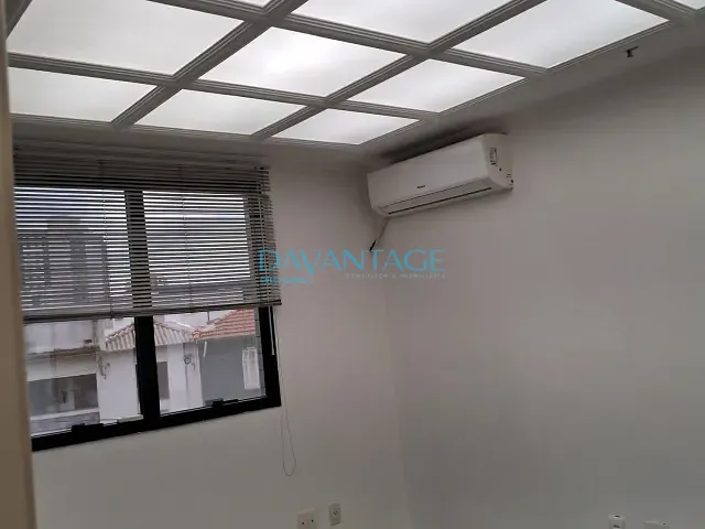 Sala com 42m², para alugar, no bairro Lapa em São Paulo