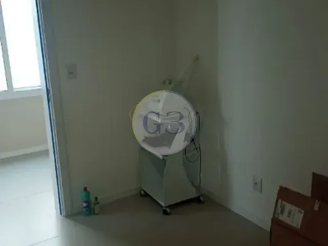 Sala para alugar, no bairro Centro em Pelotas