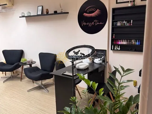 Sala com 52m² 1 quarto e 1 banheiro, à venda, no bairro Centro em Joinville