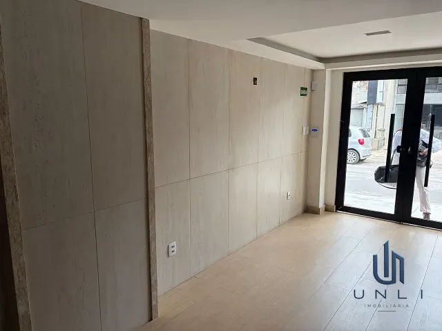 Sala à venda, no bairro Aterrado em Volta Redonda