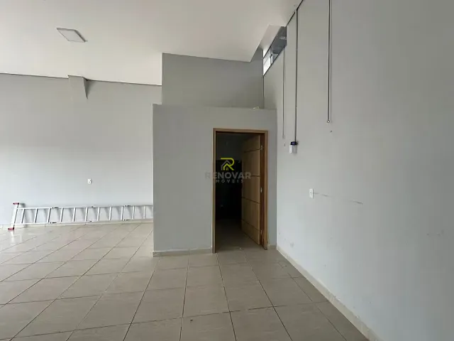 Sala com 48m², para alugar, no bairro Industrial em Guarapuava