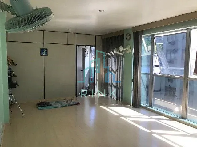 Sala para alugar, no bairro Centro em Niterói