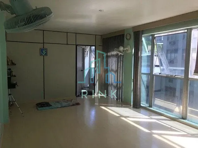 Sala para alugar, no bairro Centro em Niterói