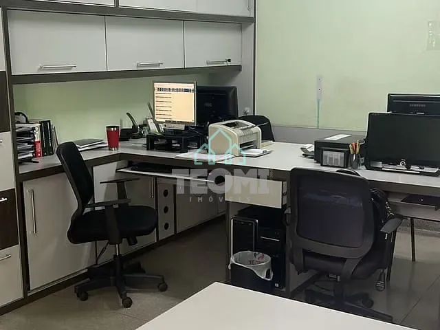 Sala à venda, no bairro Centro em Taubaté