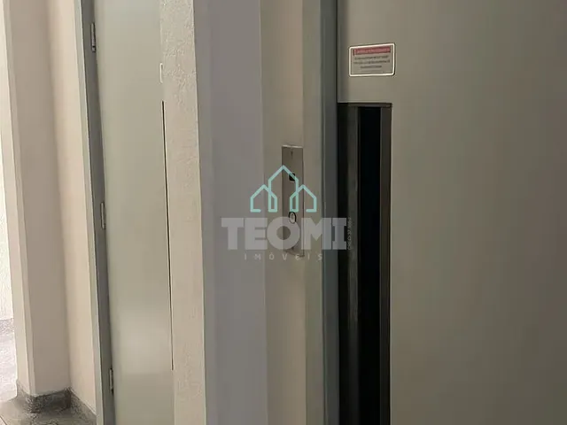 Sala à venda, no bairro Centro em Taubaté