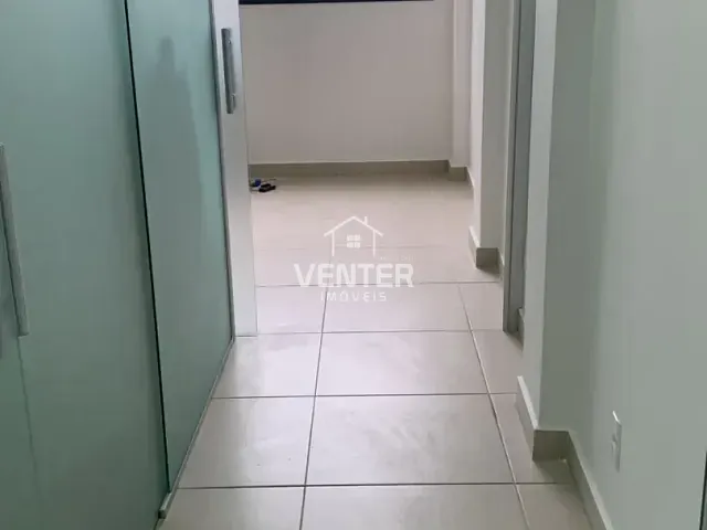 Sala à venda ou para alugar, no bairro Centro em Taubaté