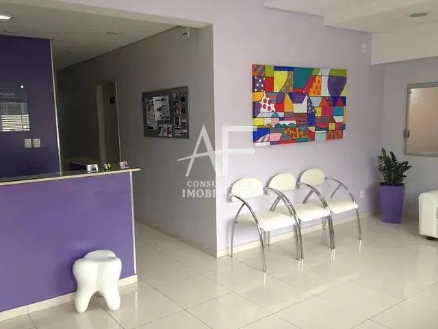Sala com 70m², para alugar, no bairro Vila Jaboticabeira em Taubaté