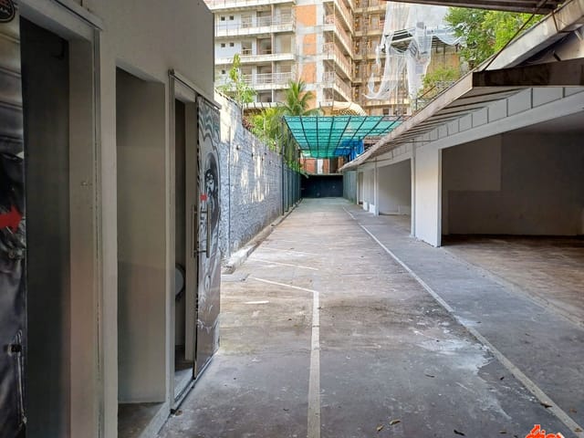 Sala com 490m², para alugar, no bairro Batista Campos em Belém