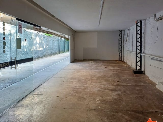 Sala com 490m², para alugar, no bairro Batista Campos em Belém