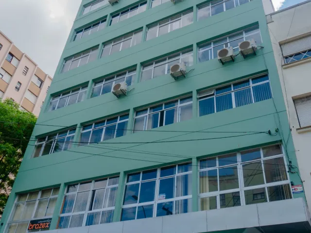 Sala à venda, no bairro Centro em Caxias do Sul