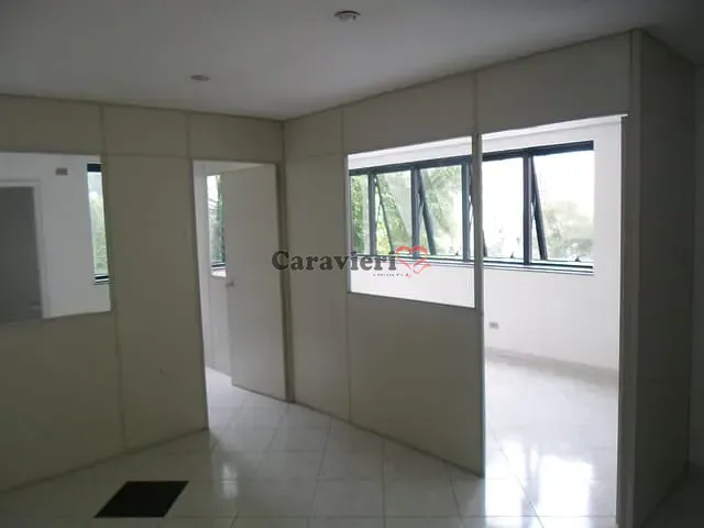 Sala para alugar, no bairro Indianópolis em São Paulo