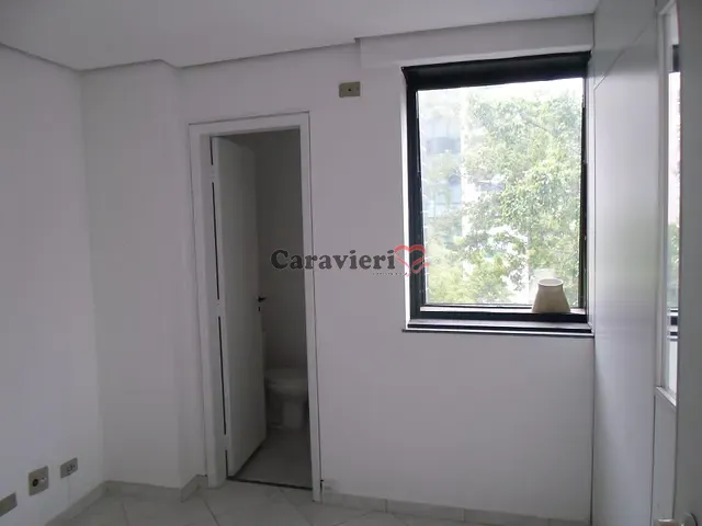 Sala para alugar, no bairro Indianópolis em São Paulo