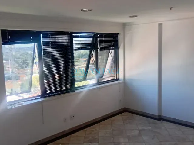 Sala com 42m², para alugar, no bairro Lapa em São Paulo