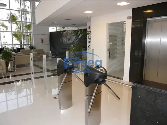 Sala à venda, no bairro Caiçaras em Londrina