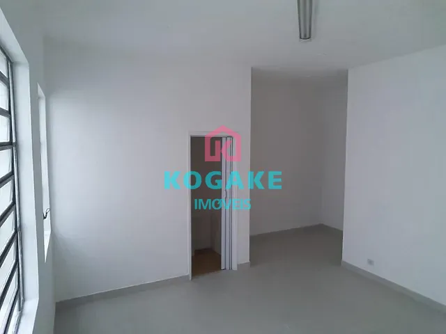 Sala com 26m², para alugar, no bairro Jardim Satélite em São José dos Campos