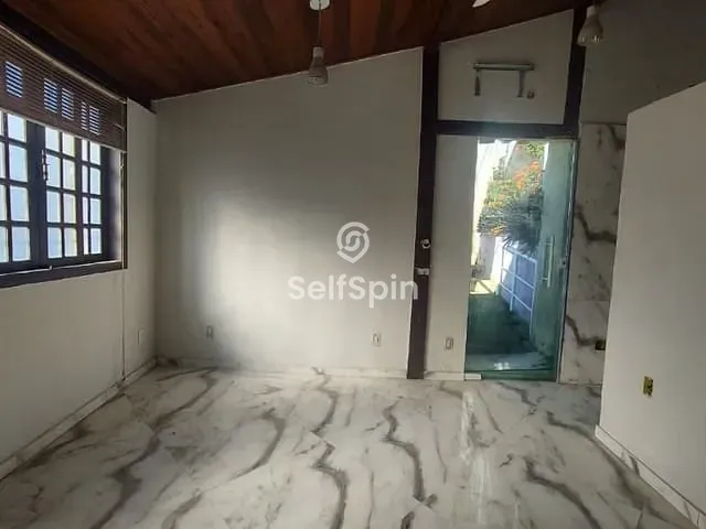 Sala para alugar, no bairro Piratininga em Niterói
