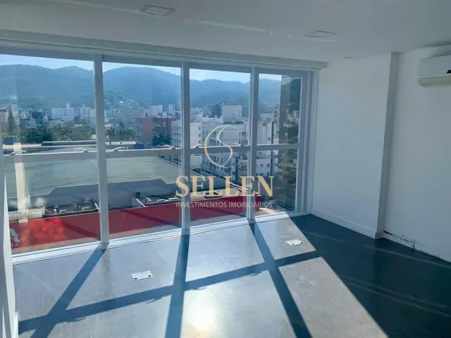 Sala para alugar, no bairro Centro em Balneário Camboriú