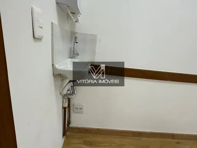 Sala com 50m², para alugar, no bairro Praia do Canto em Vitória