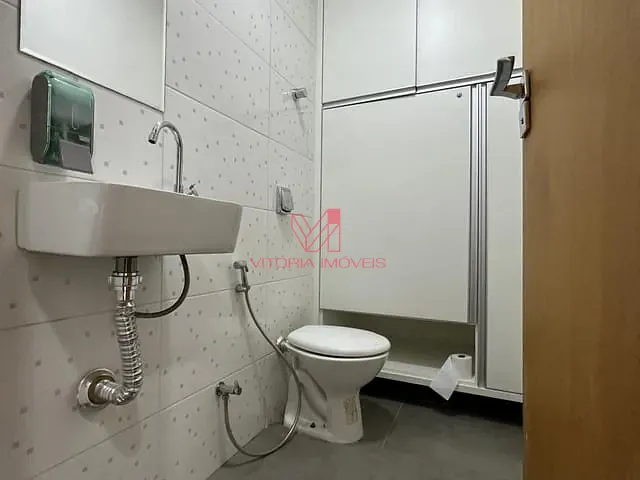 Sala com 50m², para alugar, no bairro Praia do Canto em Vitória