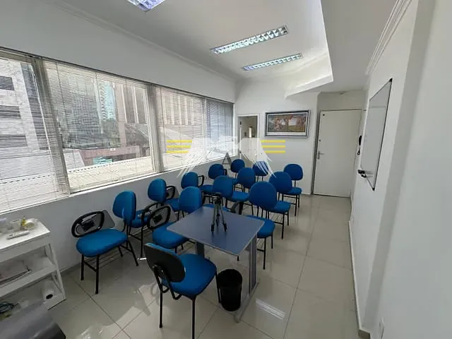 Sala à venda, no bairro Consolação em São Paulo