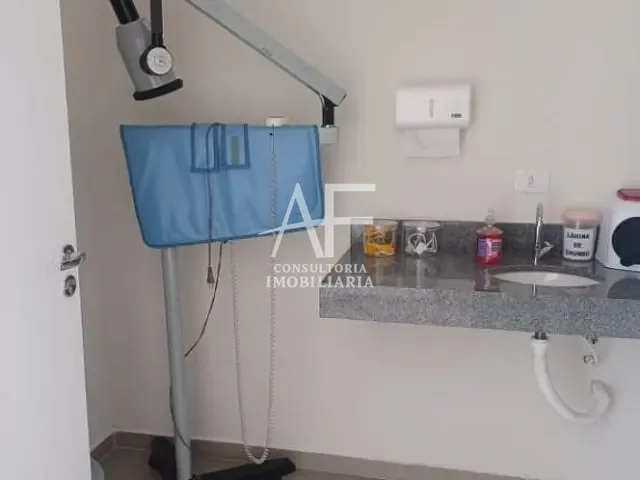 Sala com 60m², para alugar, no bairro Vila São José em Taubaté