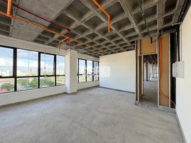 Sala com 52m², à venda, no bairro Gleba Fazenda Palhano em Londrina