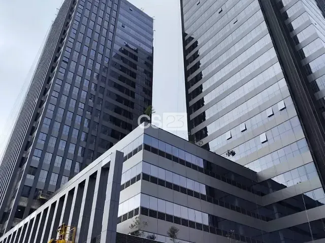 Sala à venda, no bairro Gleba Fazenda Palhano em Londrina