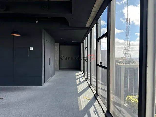 Sala à venda ou para alugar, no bairro Bela Vista em São Paulo