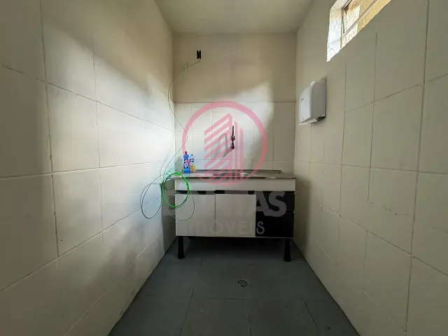 Sala para alugar, no bairro km 18 em Osasco