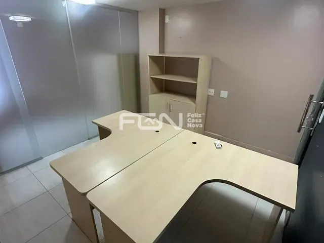 Sala à venda, no bairro Barbalho em Salvador