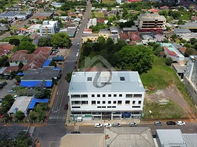 Sala com 154m², à venda, no bairro Canabarro em Teutônia