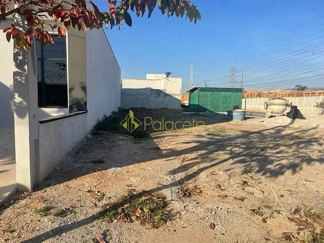 Sala com 175m², à venda, no bairro Residencial Maricá em Pindamonhangaba