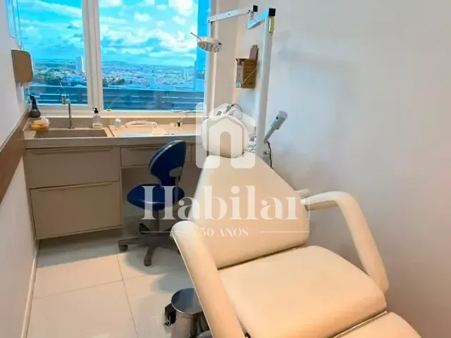 Sala à venda, no bairro Jardins em Aracaju