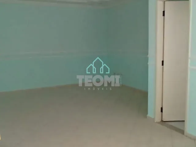 Sala com 31m², para alugar, no bairro Centro em Taubaté